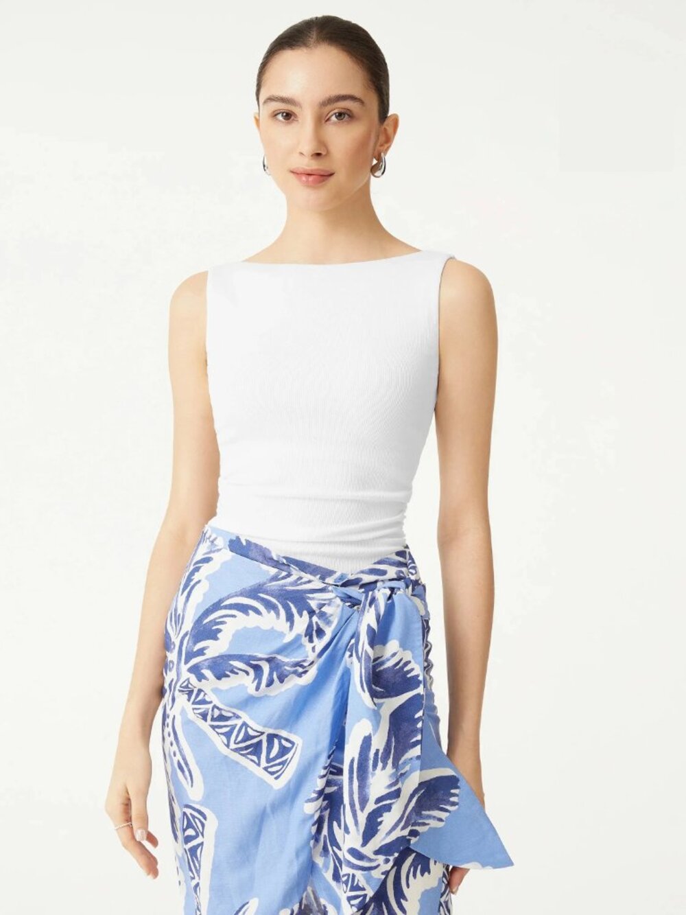 NWT OGL Top Boat Neck Ruched Elastic Open Back Brami Tank White Medium - Picture 3 of 13